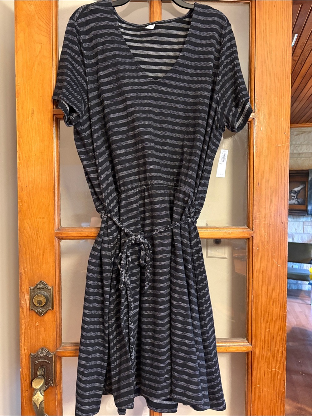 Old Navy Black and Gray Striped V-Neck Tie-Waist Midi Dress